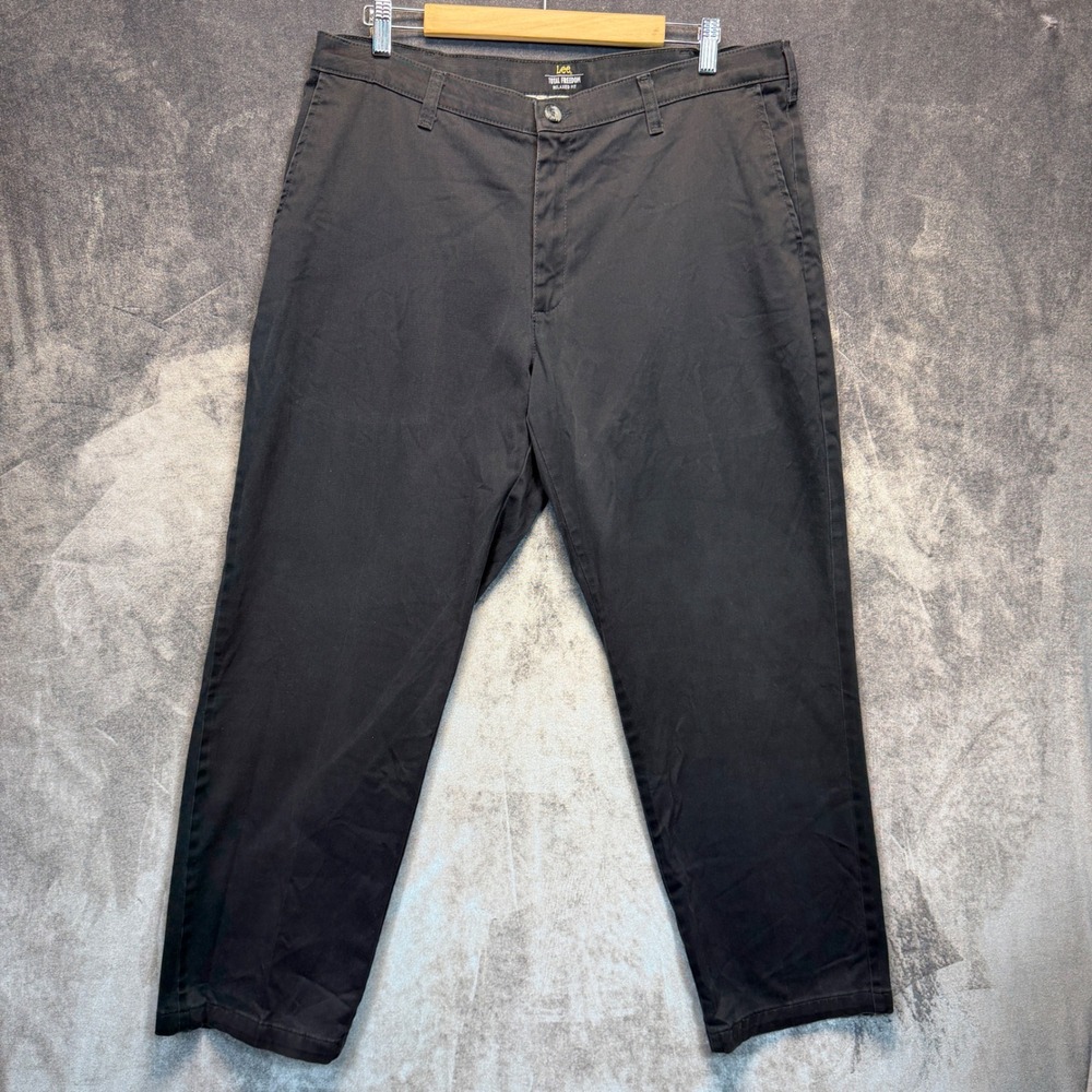 Lee Total Freedom Relaxed Fit Mens Black Relaxed 36x30 Chino Pants Workwear